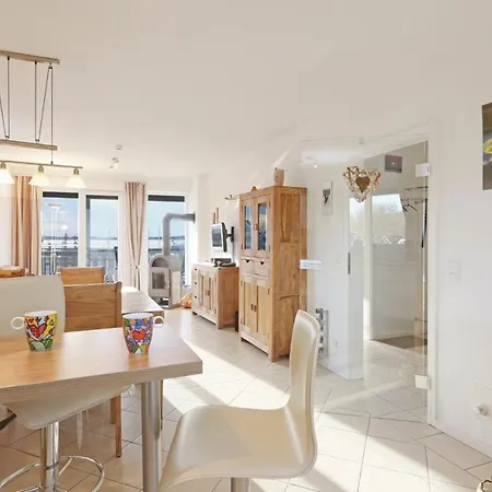 1 Bedroom Gorgeous In Apartment *