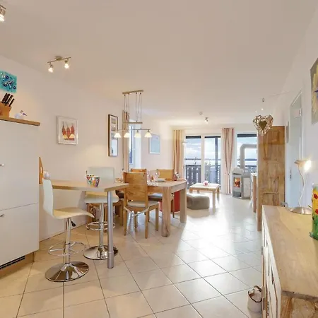 1 Bedroom Gorgeous In *